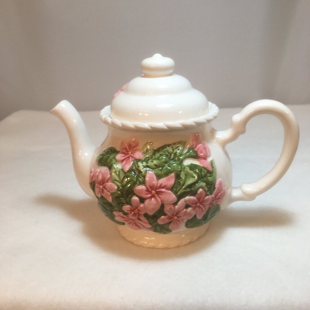 Vintage Ceramic Teapot*       FREE SHIPPING